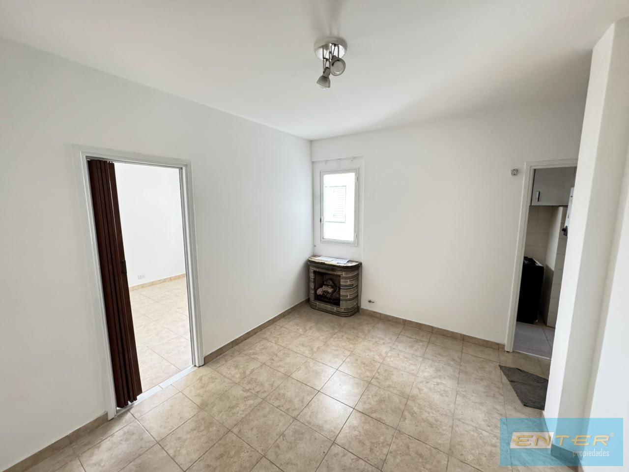 Foto de Departamento en alquiler Balvanera 2 ambientes luminoso!, imagen 1