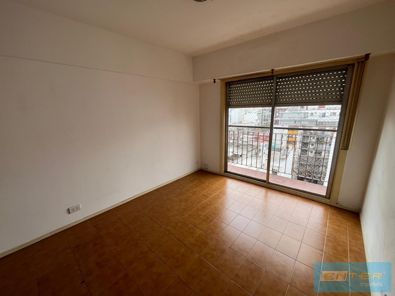 Foto de Departamento en alquiler 3 ambientes Balvanera luminoso!, imagen 1