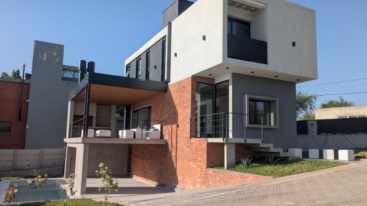 Casas en Complejo Goethe Barrio de Montaña