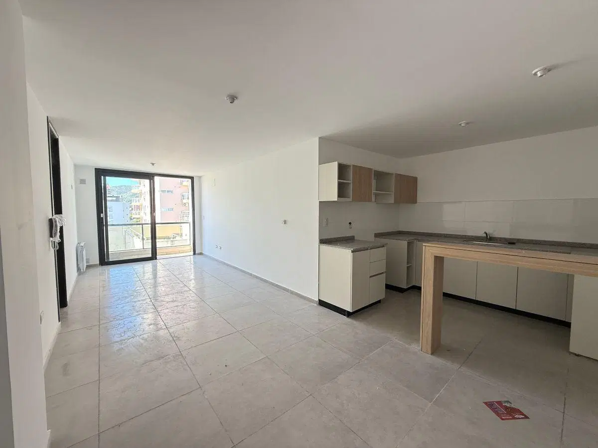 Departamento de 2 dormitorios en venta en Centro Viejo 3