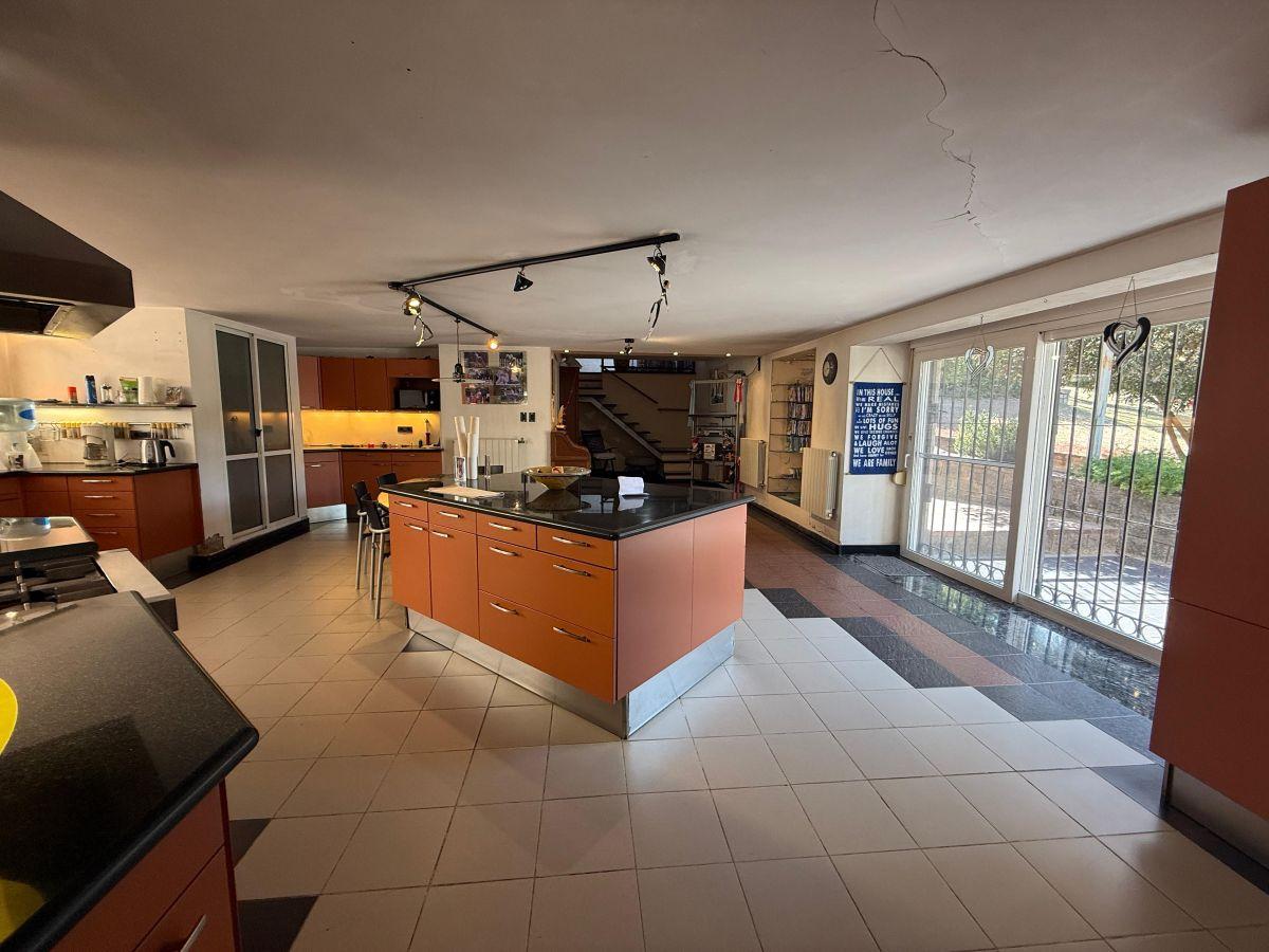Foto de Casa en venta en Costa Azul de categoría con pileta de natación y sauna, imagen 4