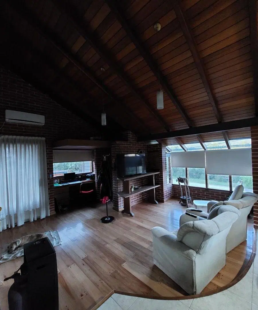 Casa de 3 dormitorios + local comercial en venta en Solares de las Ensenadas San Antonio 2