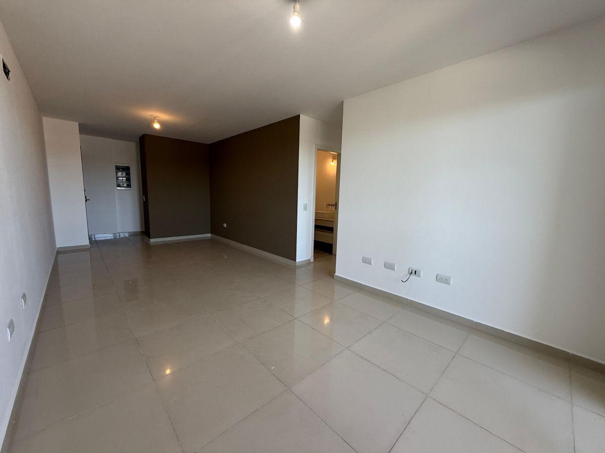 Foto de Departamento de 2 dormitorios de categoría en venta en el centro Ópera, imagen 2