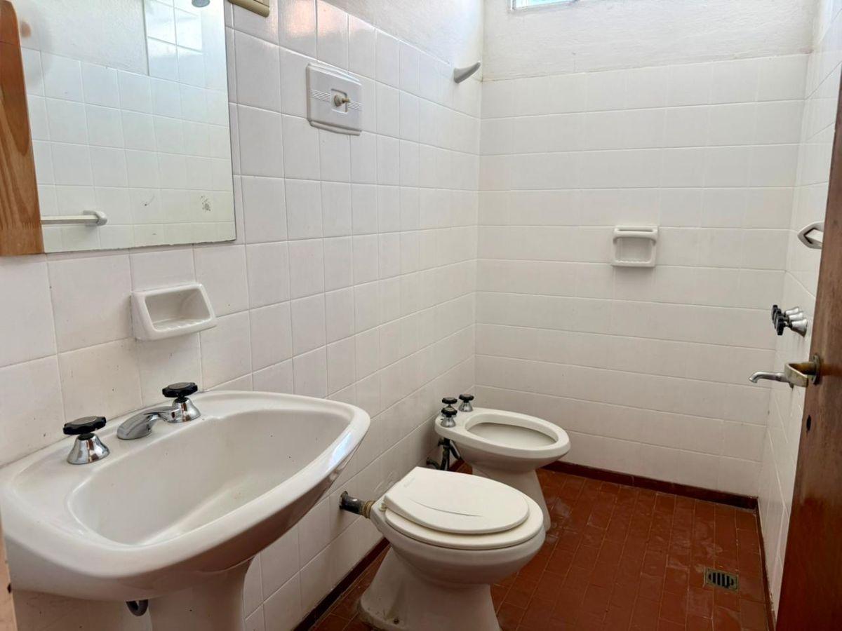 Foto de CASA – EN VENTA – MINA CLAVERO | 2 DORMITORIOS | APTO CRÉDITO, imagen 4