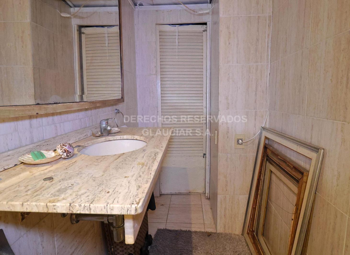 Foto de VENTA Casa 4 Dormitorios Pocitos Nuevo, imagen 4