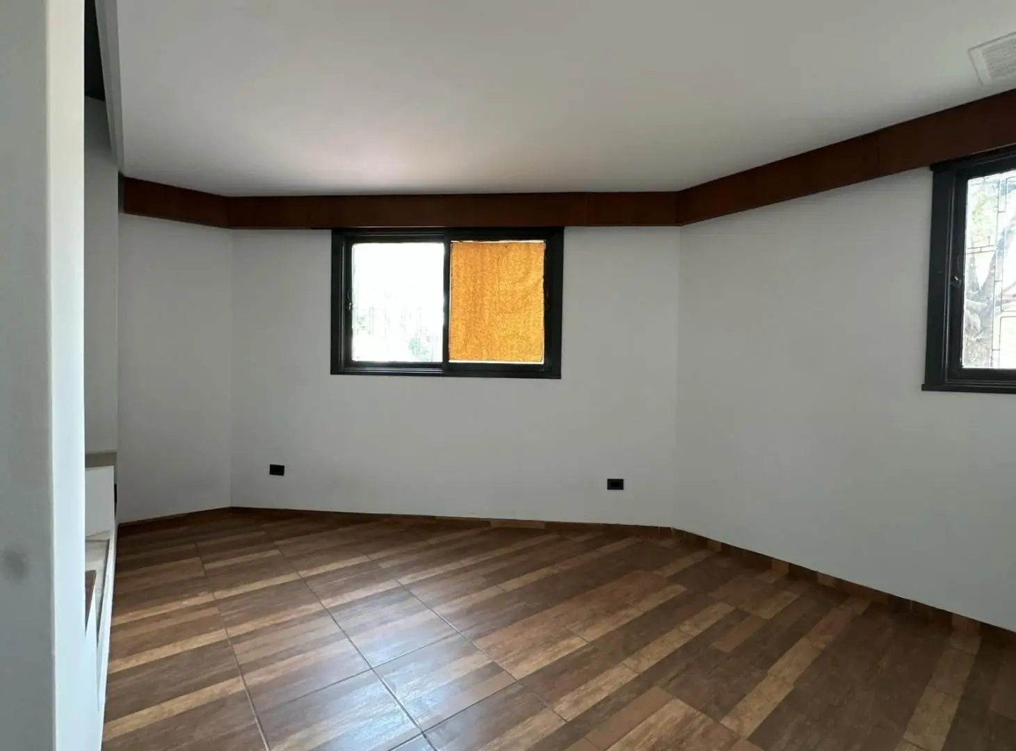 Casa Oficina remodelada a 0 ! - IDEAL USO COMERCIAL - Barrio General Paz 2
