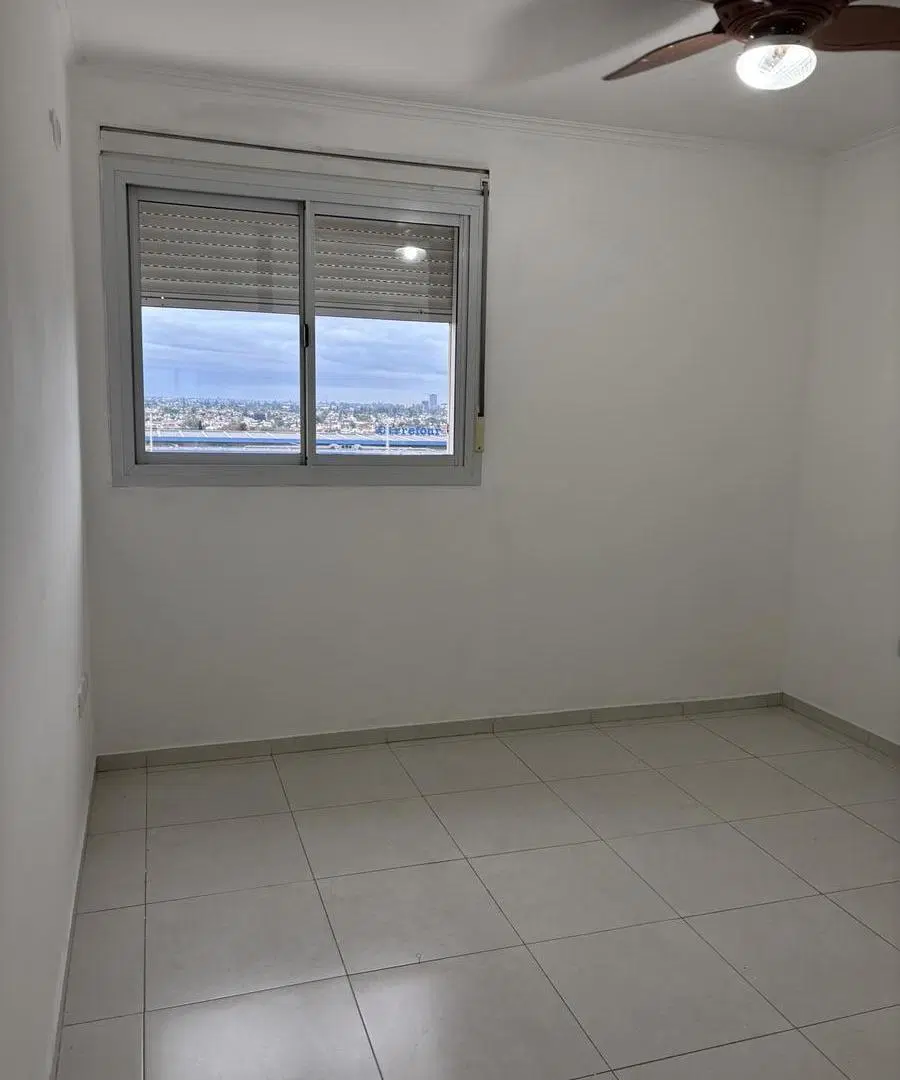 Departamento en Teodoro Fels 4
