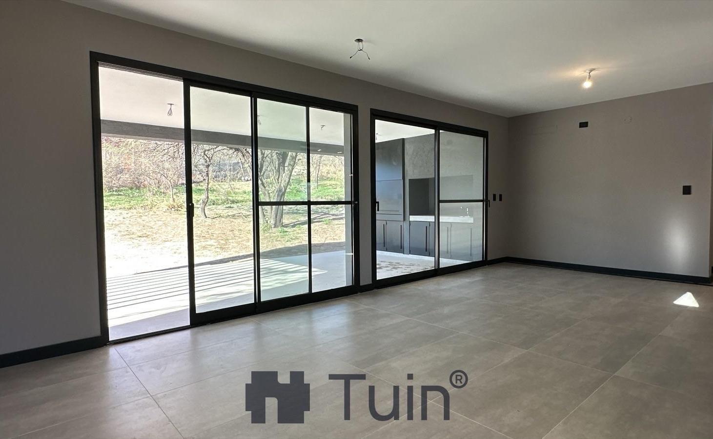 Foto de Casa en Maitenes de La Deseada - Dormitorio principal en PB, imagen 2