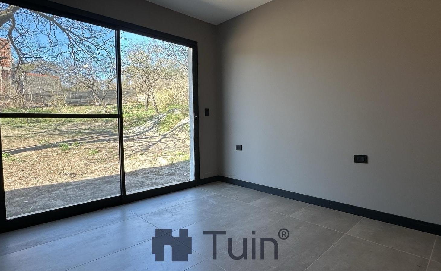Foto de Casa en Maitenes de La Deseada - Dormitorio principal en PB, imagen 3