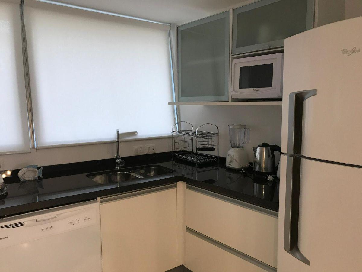 Foto de VENTA EXCLUSIVO 3 AMBIENTES EN MANANTIALES Bikini Beach Punta del Este, imagen 2