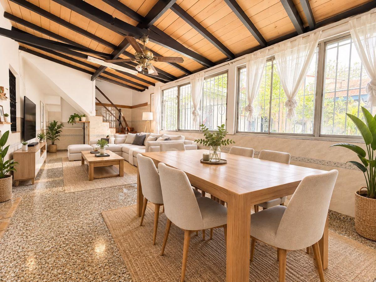 Foto de Venta Casa Chalet 5 ambientes en Parque Chas Cochera Parrilla, imagen 1