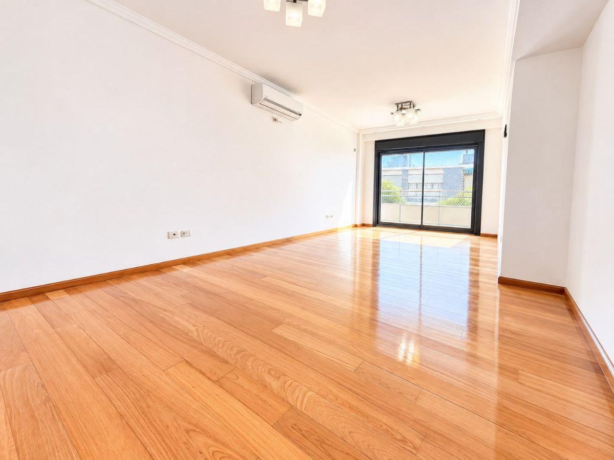Foto de Venta Departamento de 4 Ambientes con Balcon Pileta Parrilla Belgrano, imagen 2