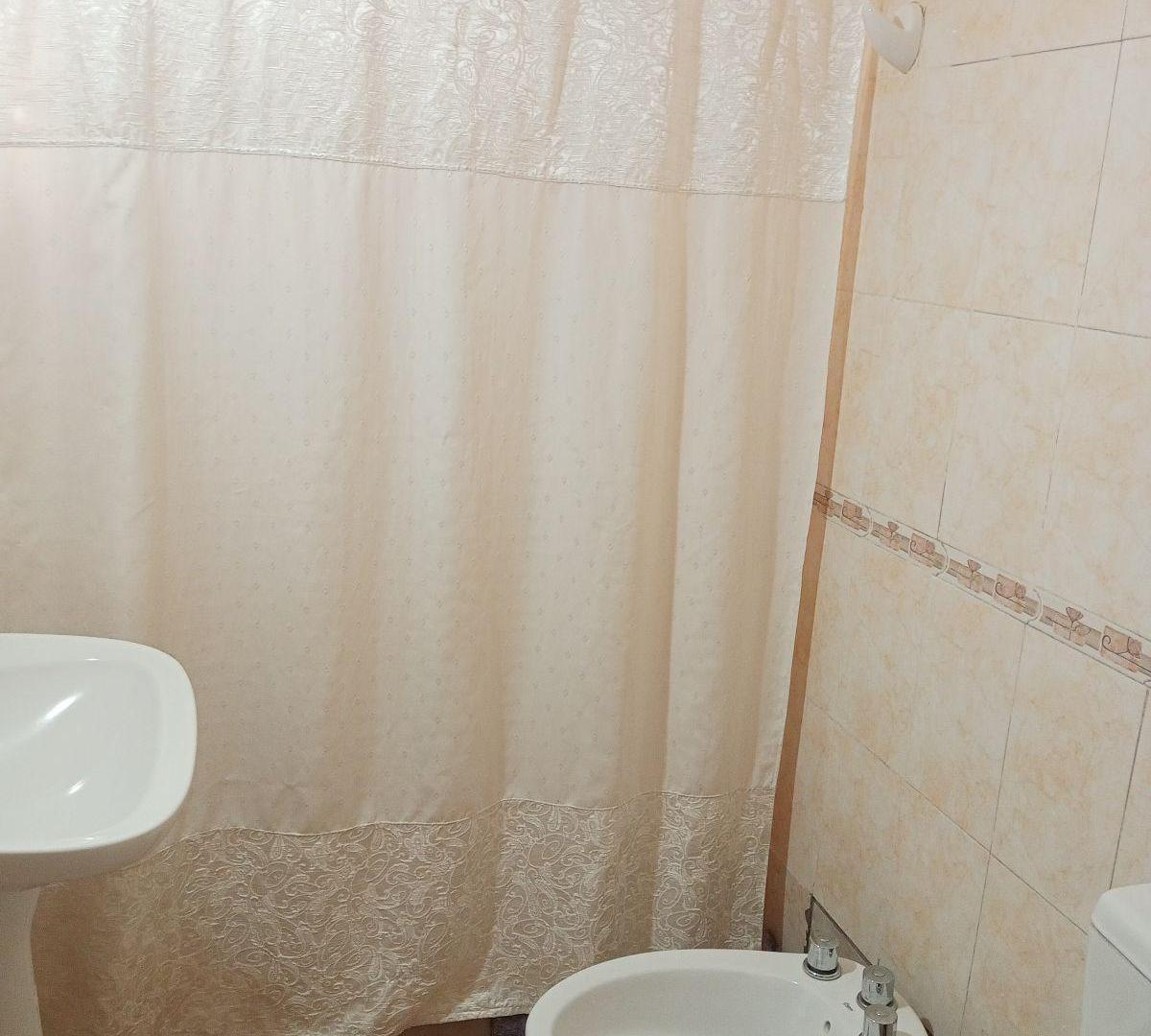Foto de DEPARTAMENTO 2 DORMITORIOS EN VENTA-Bª LEJOS DE BSAS/ NEUQUÈN, imagen 5