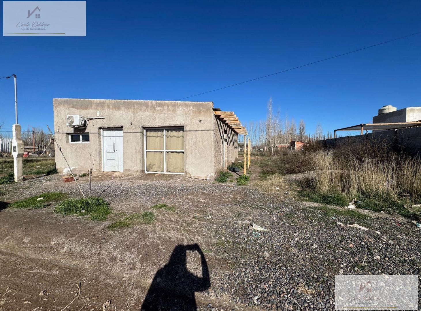 Foto de Venta Casa en General Fernández Oro, imagen 2