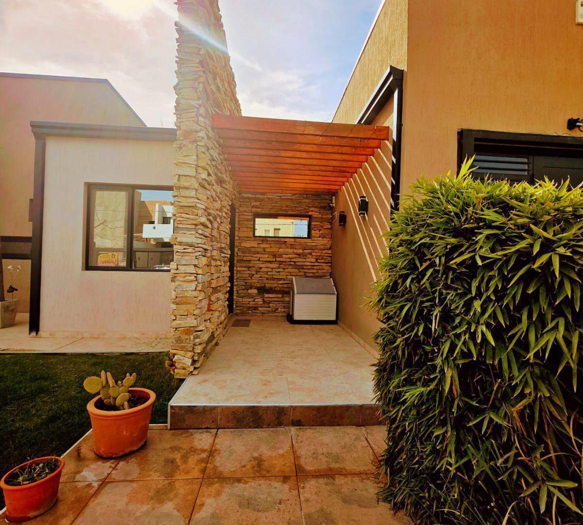 Foto de Casa de categoría con pileta climatizada cubierta | Rincón del Valle, imagen 5