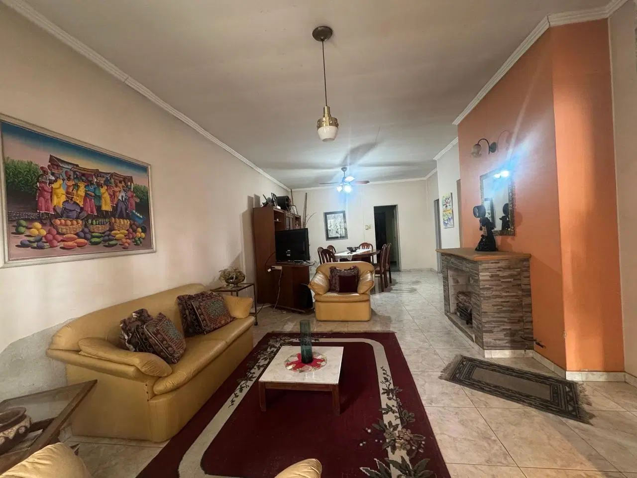 Casa Rafaela Castellanos 2 dormitorios todos los servicios 3 ingresos céntrica amplio lote con pilet 2