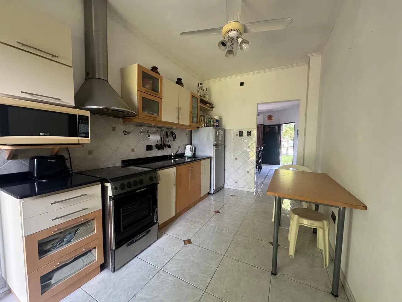 Casa/3 dormitorios/Patio y garaje/ Barrio Mosconi/Todos los servicios/Impecable/Rafaela/Castellanos/ 4