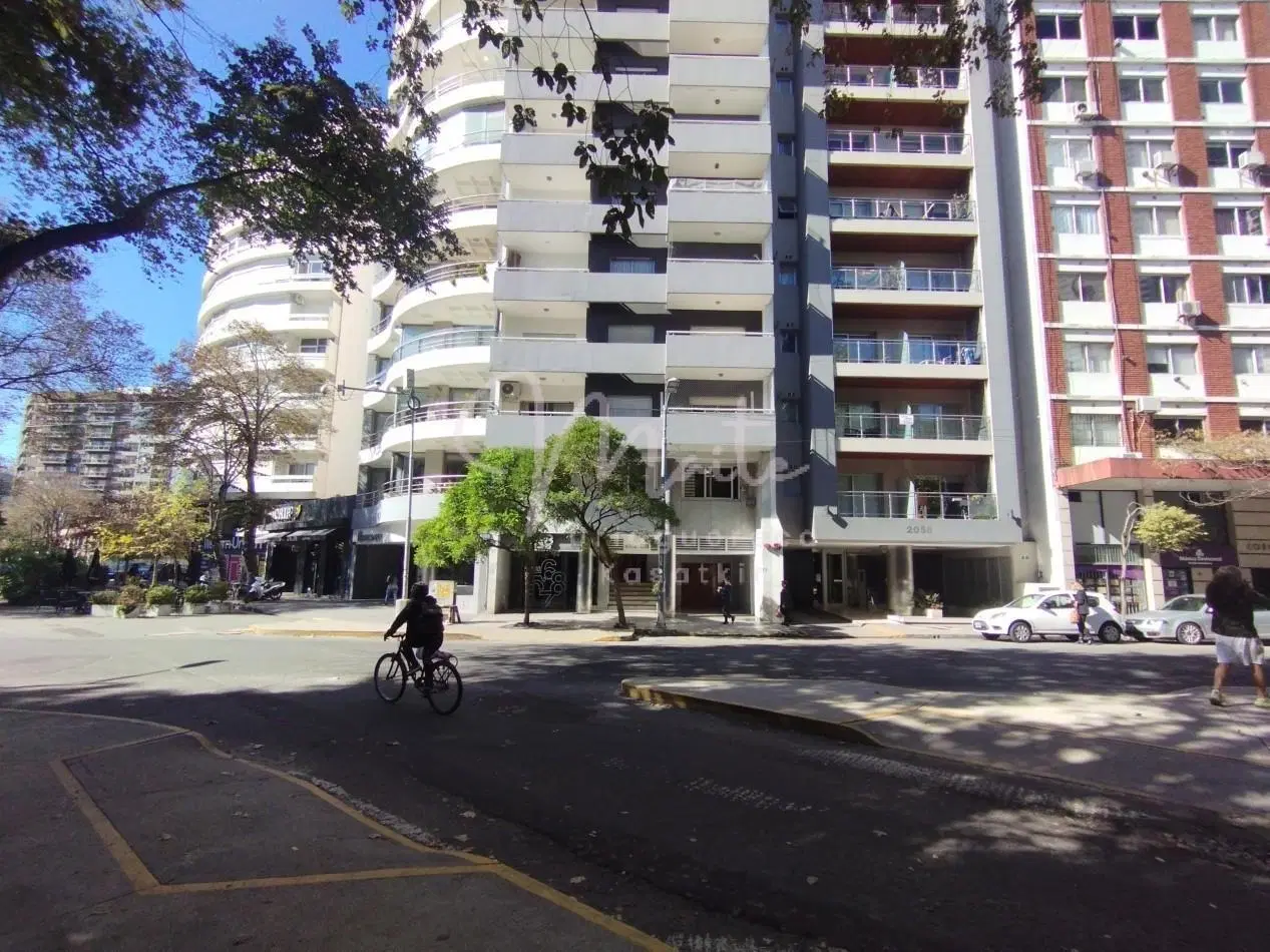 ALQUILER 24 MESES DEPARTAMENTO 2 AMBIENTES CON BALCON AL FRENTE ZONA CENTRO 5