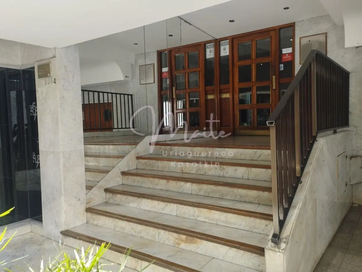 ALQUILER 24 MESES DEPARTAMENTO 2 AMBIENTES CON BALCON AL FRENTE ZONA CENTRO 2