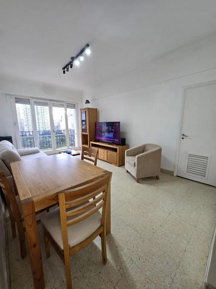 DEPARTAMENTO 3 AMB BALCON A LA CALLE PLAZA COLON 2