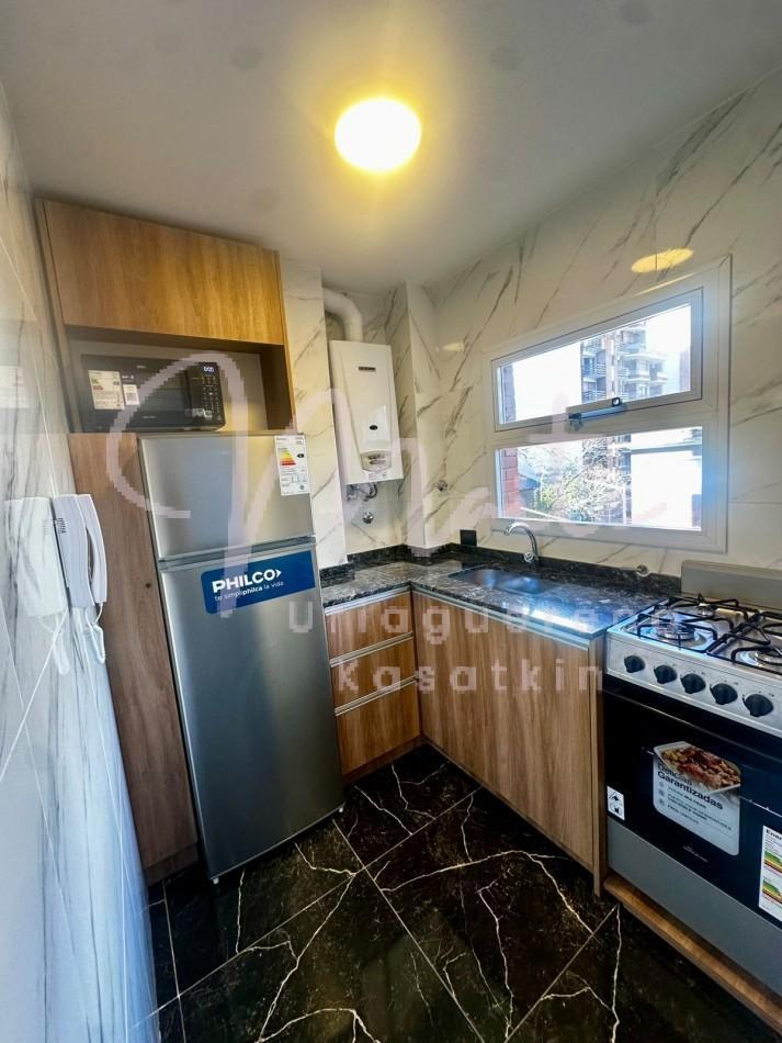 Foto de VENTA DEPARTAMENTO 3 AMBIENTES EXTERNO CON BALCON RECICLADO PLAZA MITRE, imagen 4
