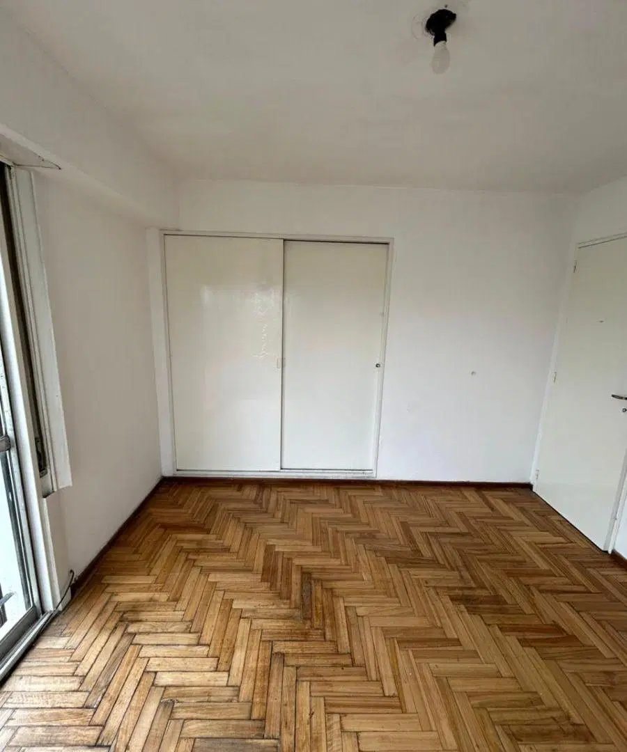 Departamento en venta sobre diagonal 79 y 54 frente a plaza San Martín 3