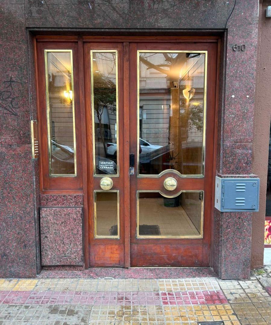 Foto de Departamento calle 46 entre 7 y 8 de 2 dormitorios con balcón sobre Av, imagen 4