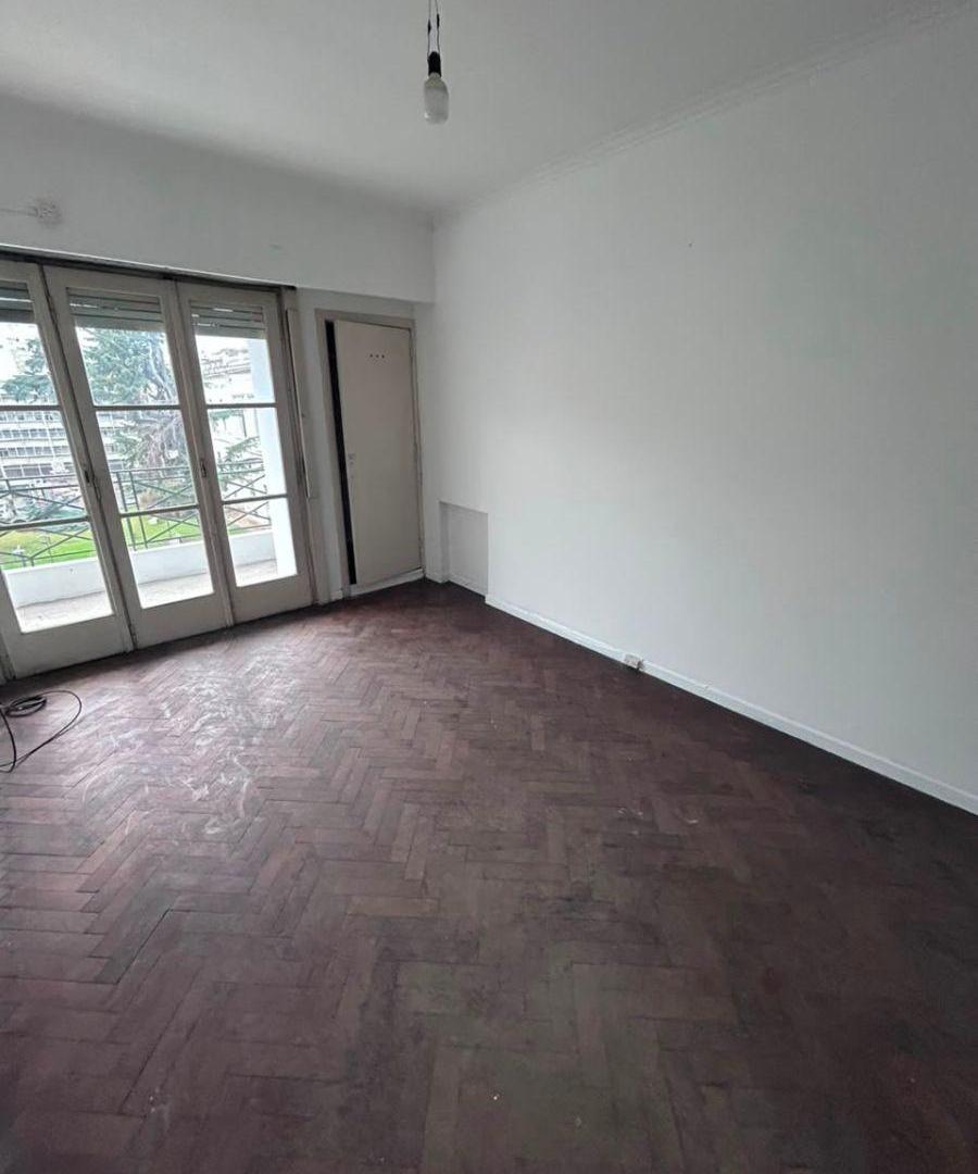 Foto de Departamento calle 46 entre 7 y 8 de 2 dormitorios con balcón sobre Av, imagen 2
