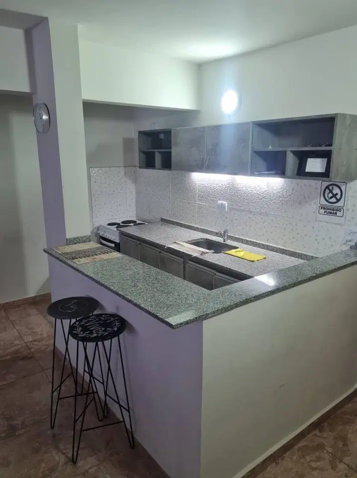 VENDO DEPARTAMENTO EN VILLA CARLOS PAZ 5