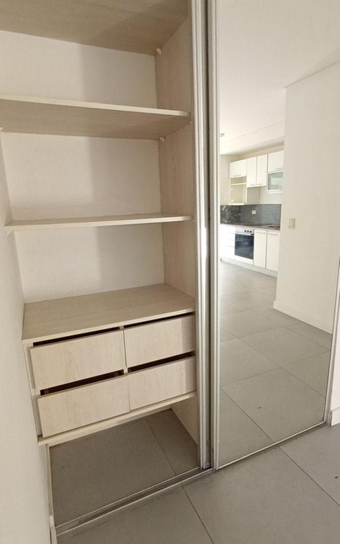 Foto de VENTA - MONOAMBIENTE - Ayacucho y Marcelo T de Alvear - FRENTE y BALCON, imagen 4