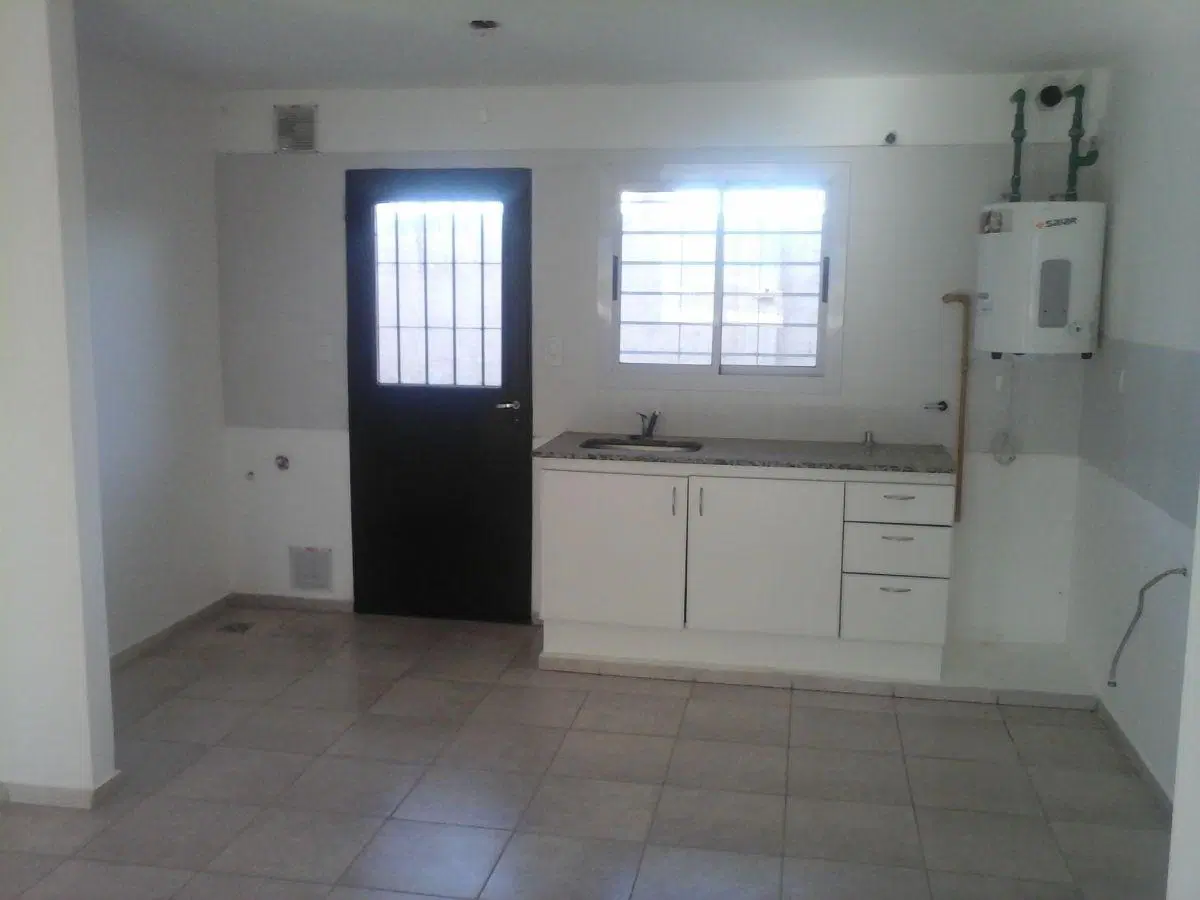 DPTO DE DOS DORMITORIO - BARRIO SAN SALVADOR 2