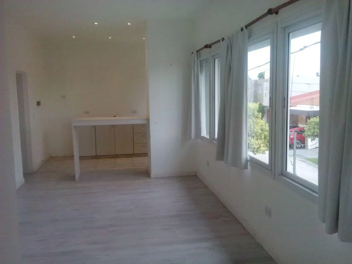 DPTO DE 1 DORM- BARRIO URCA 1