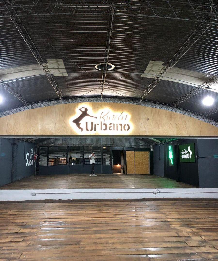 Foto de LOCAL COMERCIAL BARRIO SANTA ANA, imagen 2