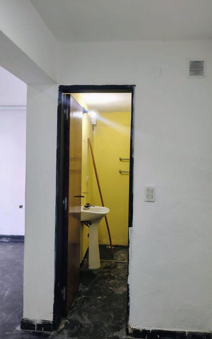 Foto de LOCAL COMERCIAL - BARRIO ALBERDI, imagen 5