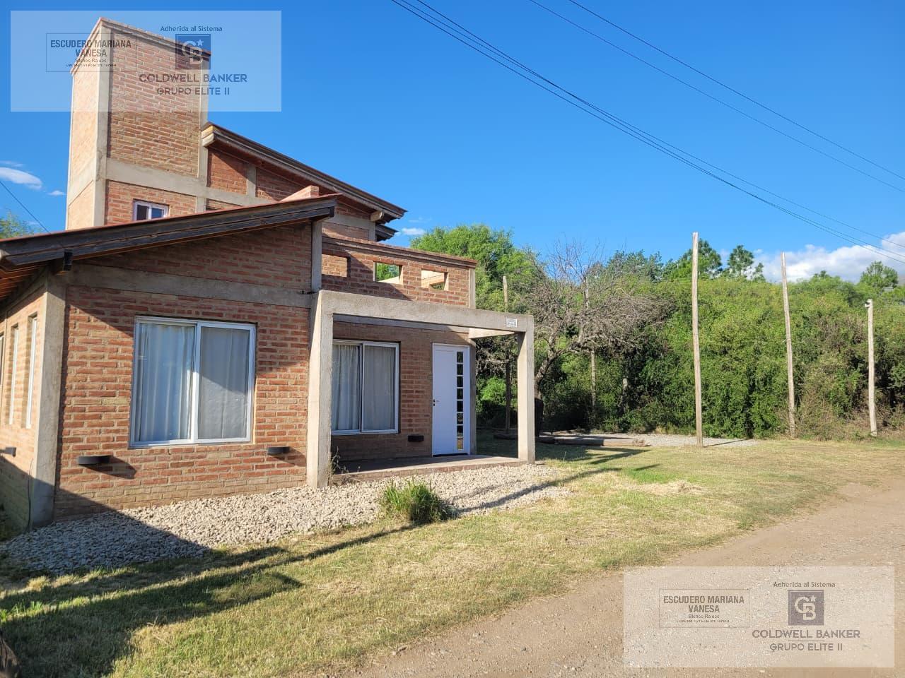 VENTA CASA DOS PLANTAS PILETA MERLO CARPINTERIA SAN LUIS