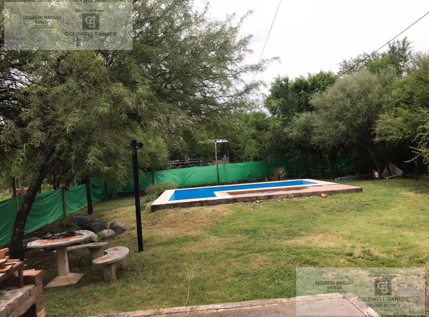 VENTA CASA DOS PLANTAS PILETA MERLO CARPINTERIA SAN LUIS 3