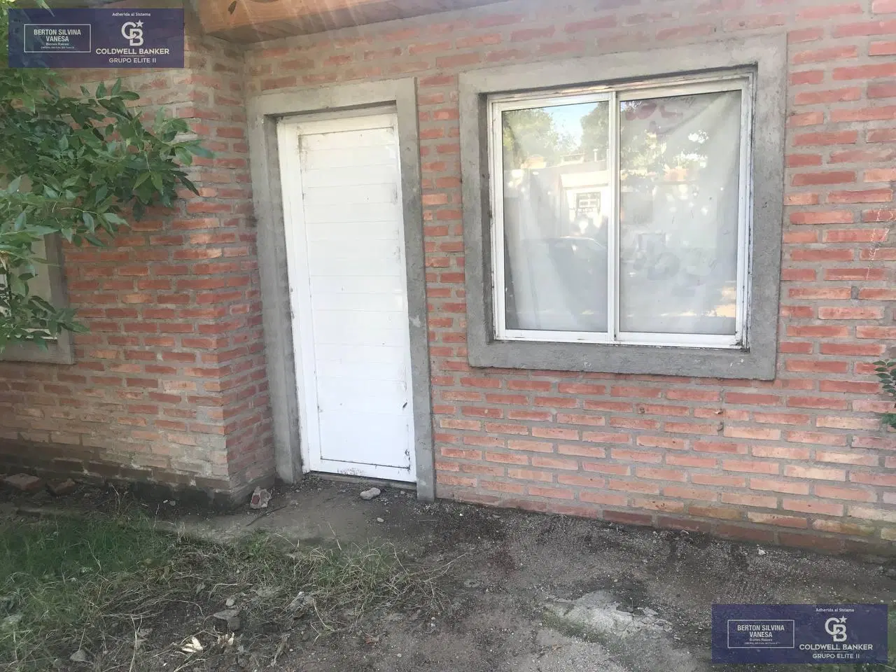 CASA EN VILLA MERCEDES CON PATIO 5