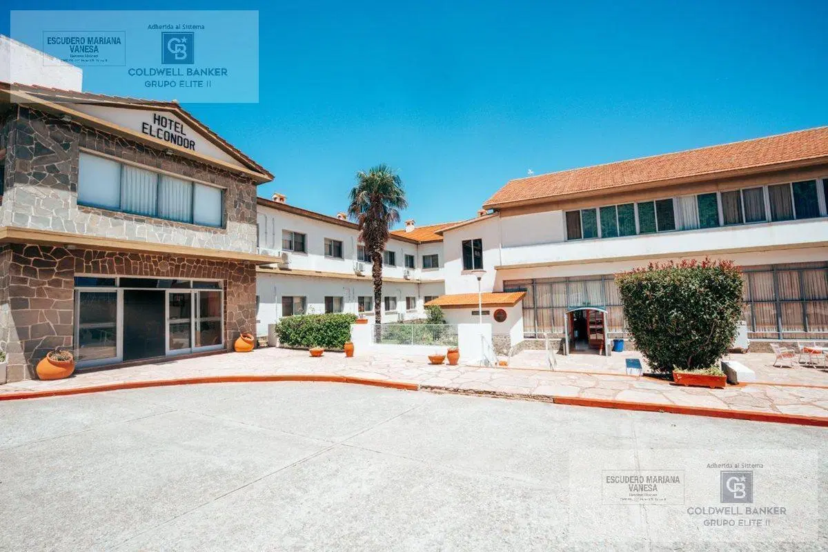 VENTA HOTEL DE GRAN CATEGORÍA FUNCIONANDO EN VILLA DE MERLO SAN LUIS 2