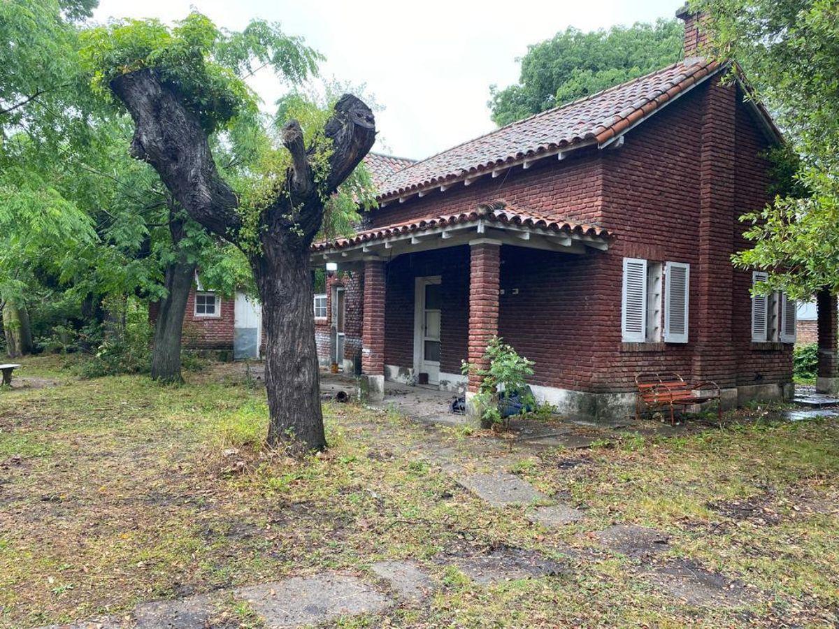 ALQUILER – QUINTA EN VILLA TESEI, HURLINGHAM 3840 MTS EXCLUSIVO USO COMERCIAL Y/O PROFESIONAL –