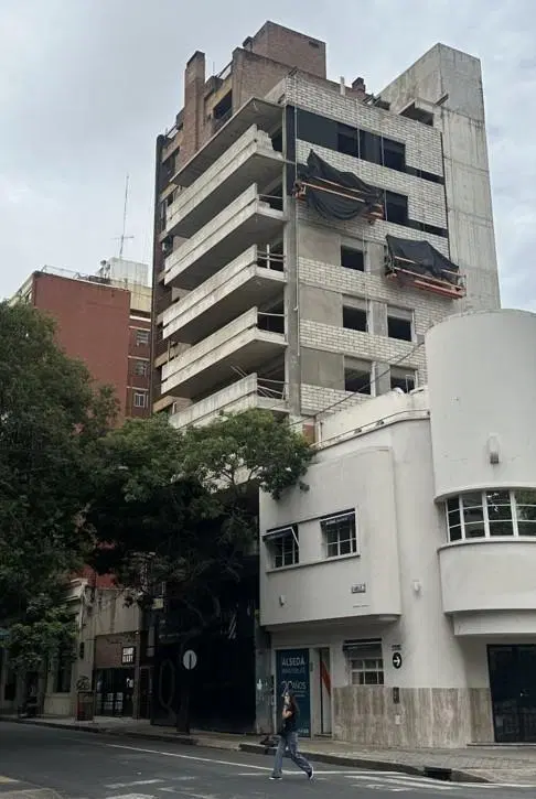 Departamento en Centro emblemática esquina Santa Fe y Bv. Oroño 5