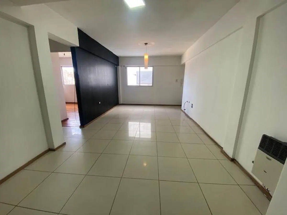 Departamento de 60 m² con 2 dormitorios en venta en Distrito Sur 3