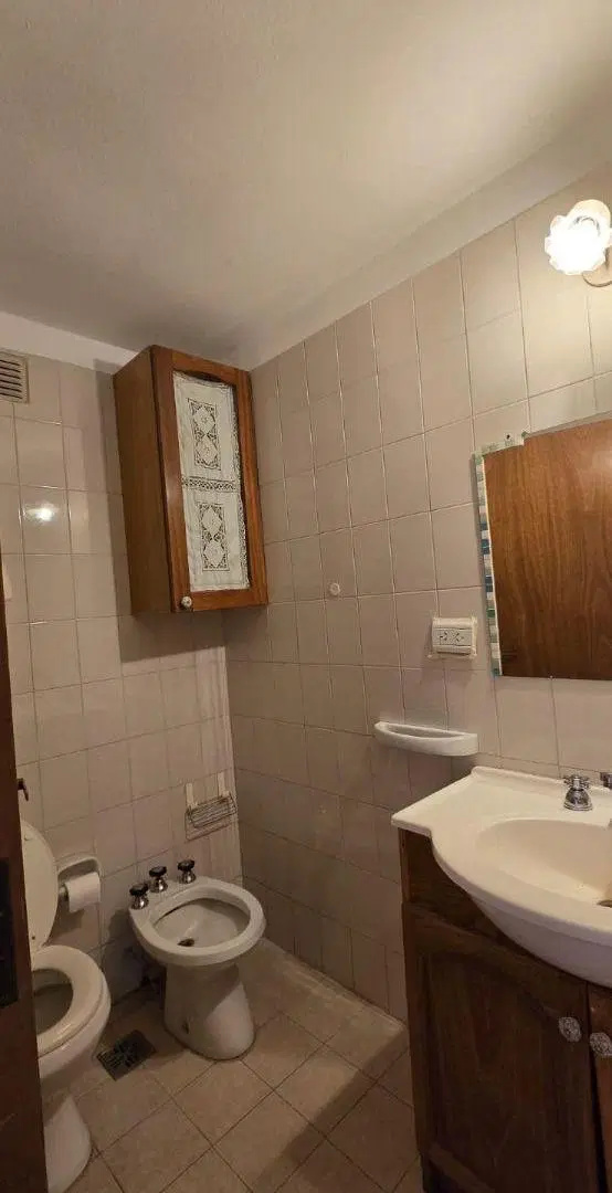 Departamento de 84 m² con 2 dormitorios en alquiler en Alberdi 5