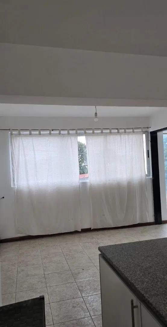 Departamento de 60 m² con 2 habitaciones en alquiler en Alejandro Centeno 3