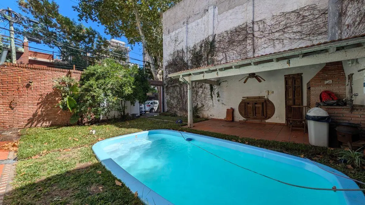ALQUILER DE CASA AMOBLADA JARDIN Y PILETA EN EL BAJO DE VICENTE LOPEZ 2
