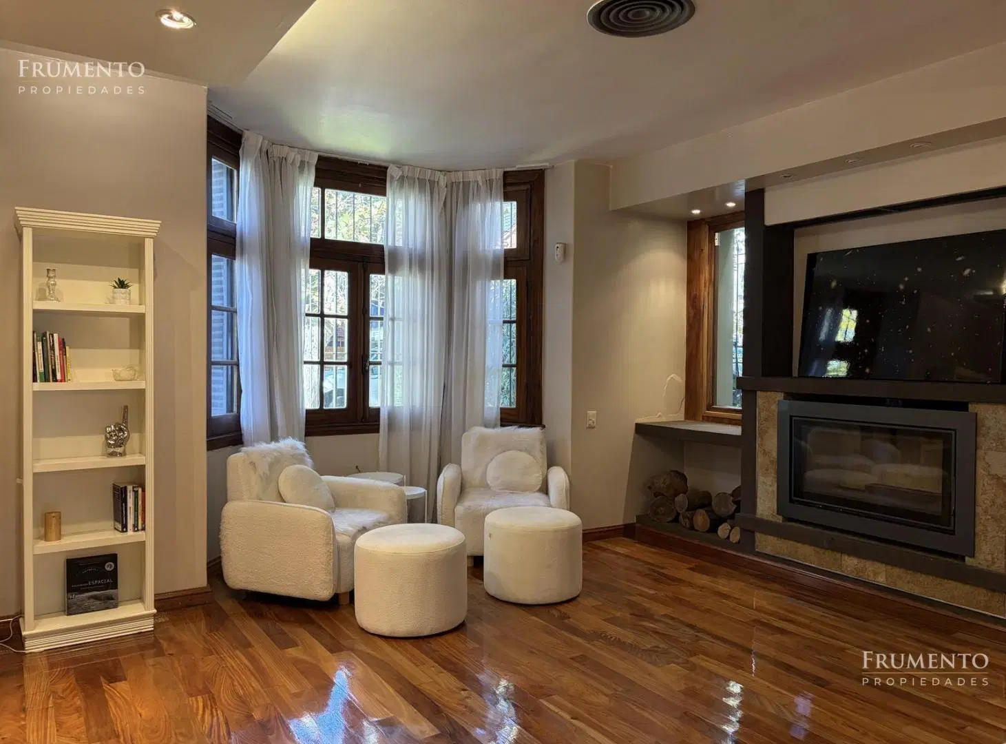 CASA 6 AMBIENTES CON JARDIN Y PILETA CLIMATIZADA EN FLORIDA 4