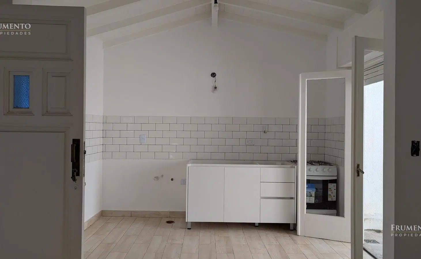 Casa 3 Ambientes a Estrenar en Florida, Excelente Oportunidad 2