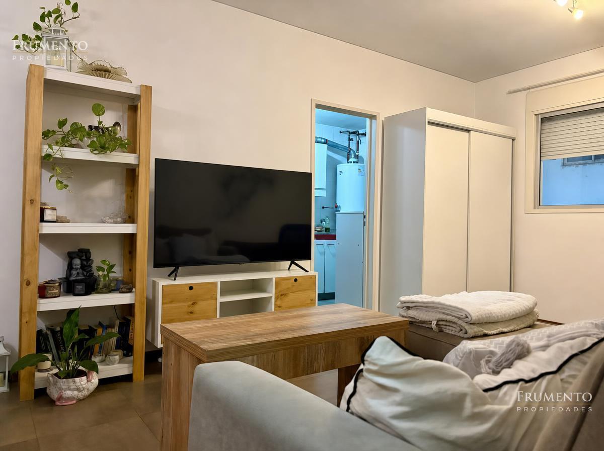 Foto de Departamento de 2 ambientes en alquiler sobre Av. Maipú, Vicente López, imagen 3
