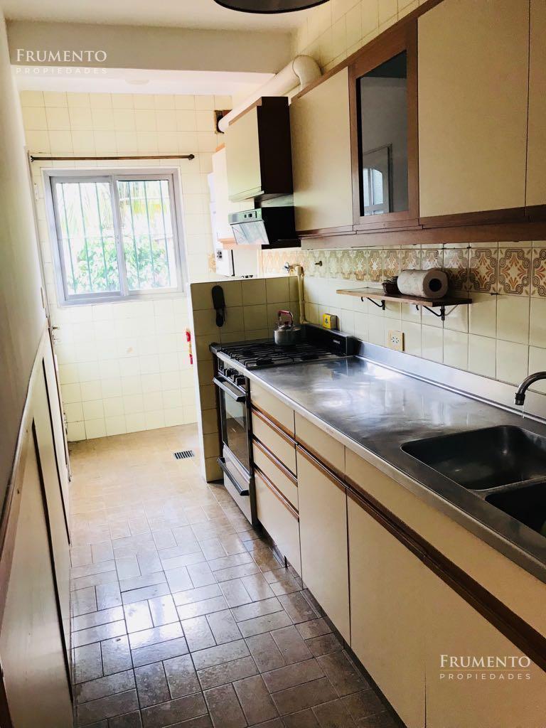 Foto de DUPLEX 4 AMBIENTES CON PATIO DE 60 M2, PARRILLA Y COCHERA EN FLORIDA, imagen 3