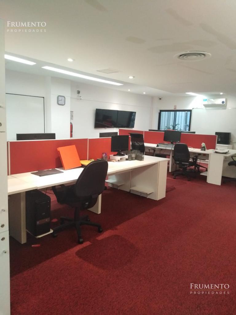 Foto de Oficina en alquiler en el centro de Vicente Lopez, 150 M2, imagen 2