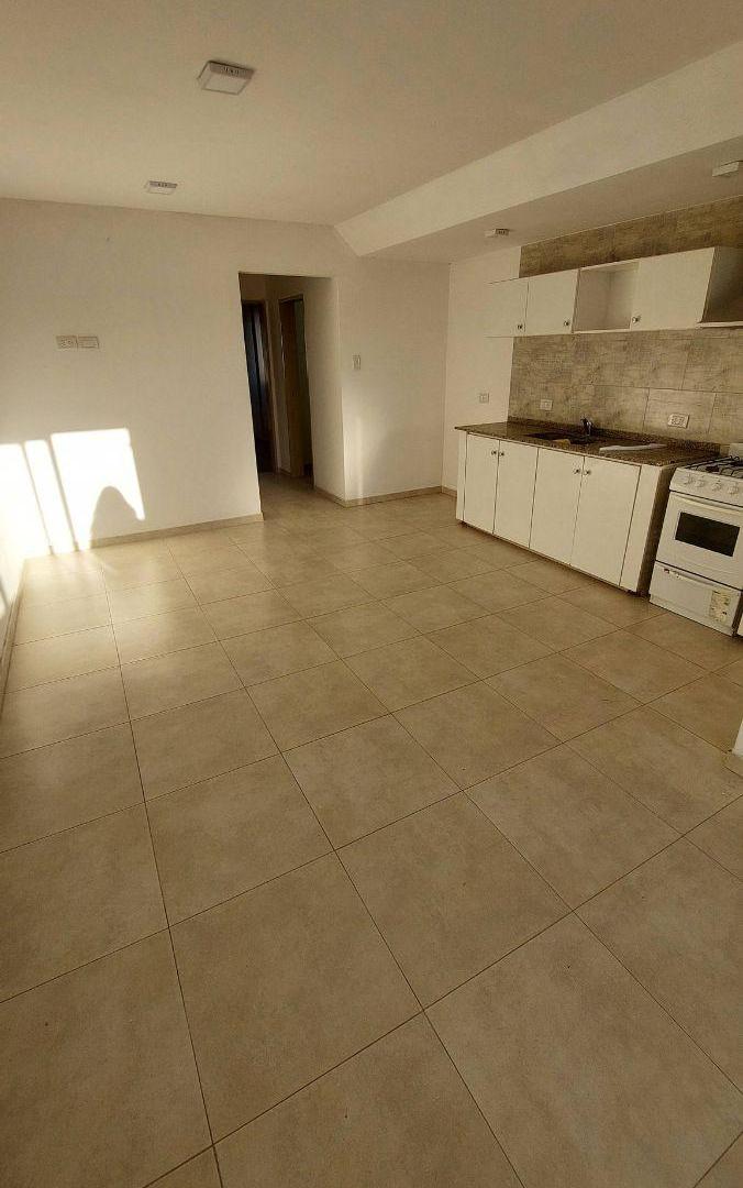 63 y 136 LOS HORNOS. ALQUILER 1 DORMOTORIO